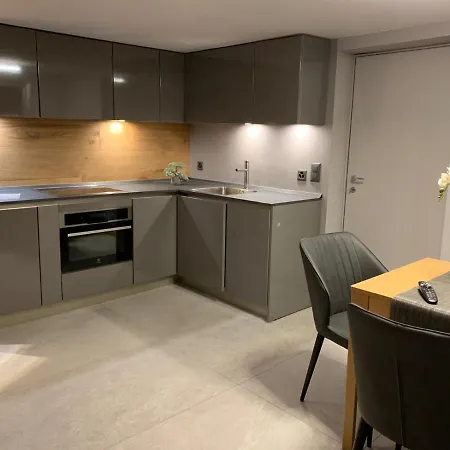 Kirchplatz Lupus & Cervus Zermatt