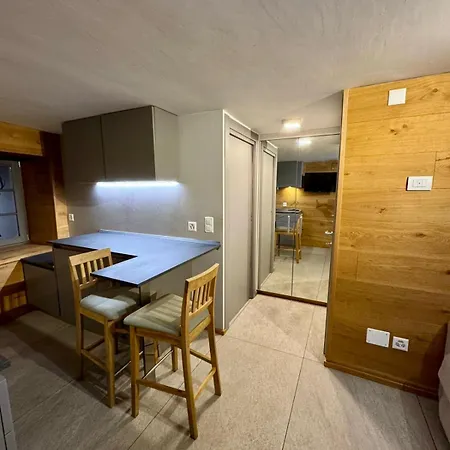 Kirchplatz Lupus & Cervus 아파트